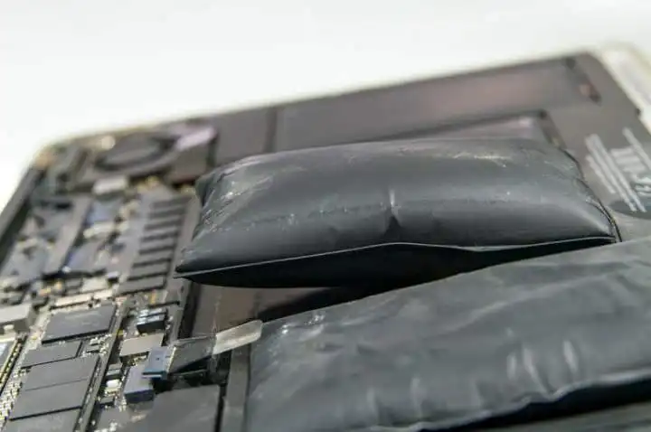چگونه از درصد فرسودگی باتری لپ تاپ در ویندوز مطلع شویم
